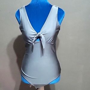 Small bodysuits mint